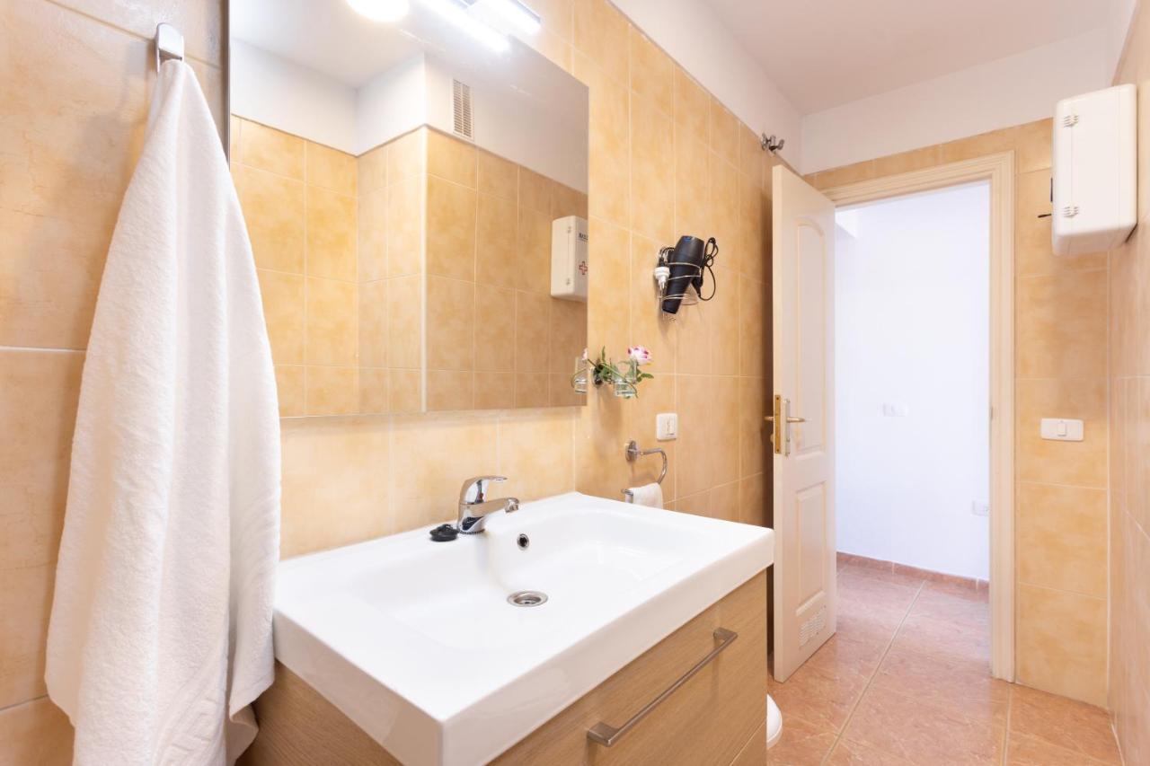 Home2Book Stunning Apartment Candelaria, Terrace Bagian luar foto